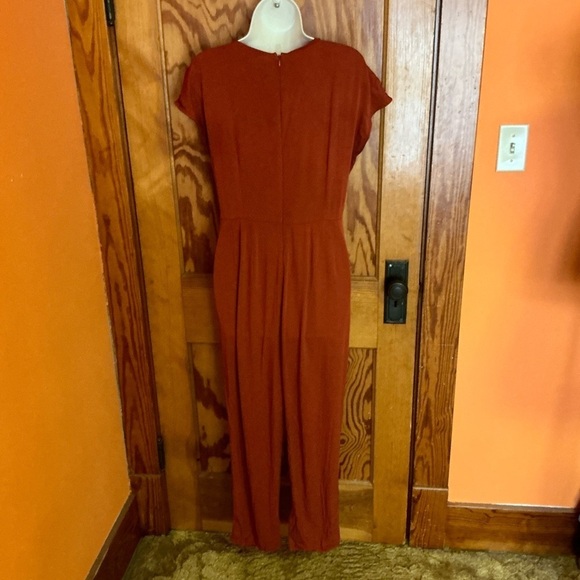 3 for 20 $ bundle Sharagano rust jump suit - Picture 10 of 11